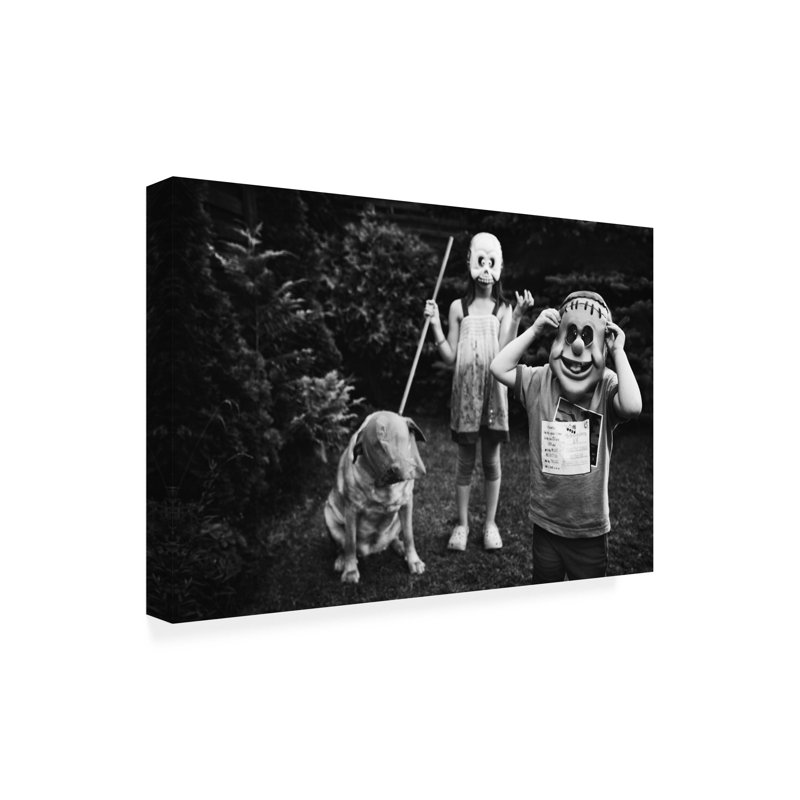 Art sur toile, chasse aux zombies bologniques, H 30 po x l 47 po