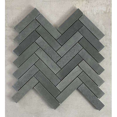 Carreau de mosaïque à chevrons gris basalte 1 po x 4 po pour mur et plancher