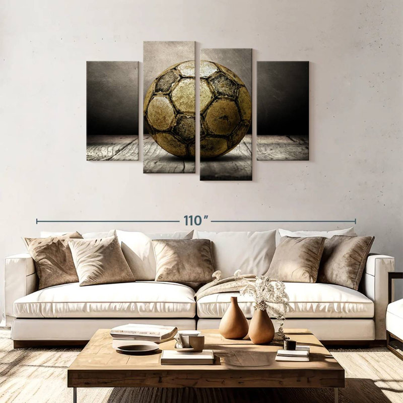 Retro soccer ball Sireci, H 48 po x l 75 po