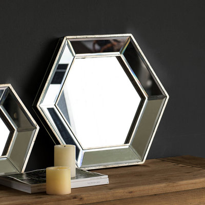 Hexagon Wall Mirror With Stylish Frame, 20.7X1.6X17.9, Adds Charm To Home 20" X 18" Decorative Mirror, And Glass, Fits Various Interiors