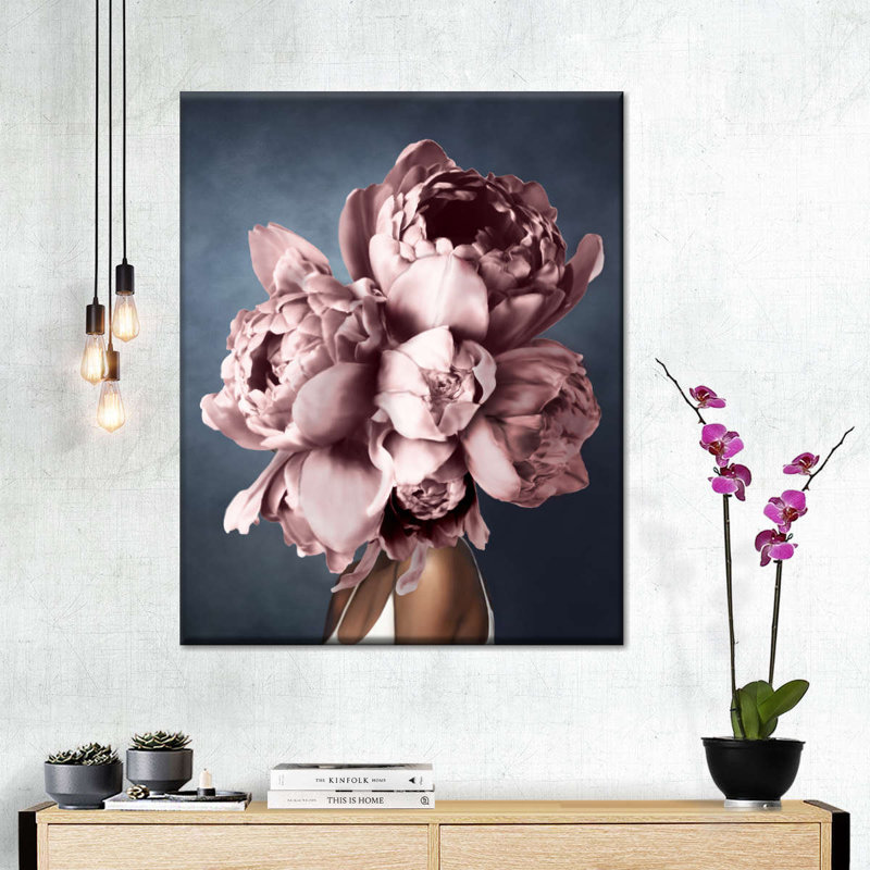 «Peony Dream», reproduction sur toile, H 28 po x l 35 po x P 1,25 po