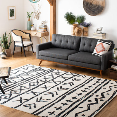 Gober Hand Tufted Wool And Cotton With Latex Southwestern Rug