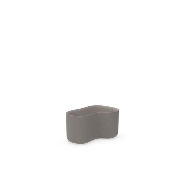 Milos Planter, 15" H x 27.5" W x 19.75" D, Tortora