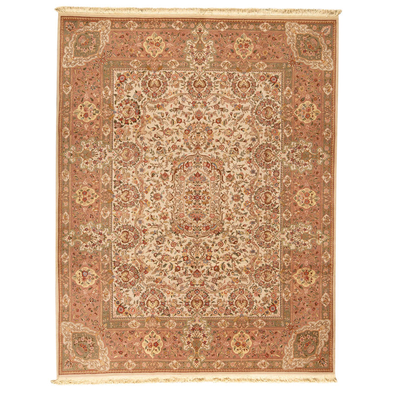Hand Knotted Wool Oriental Area Rug in Ivory And Peach