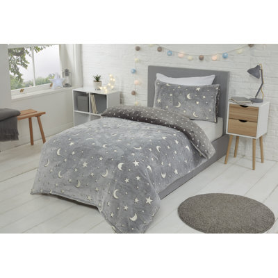 Moon And Stars Polyester Ombre Duvet Cover with Pillowcases Included