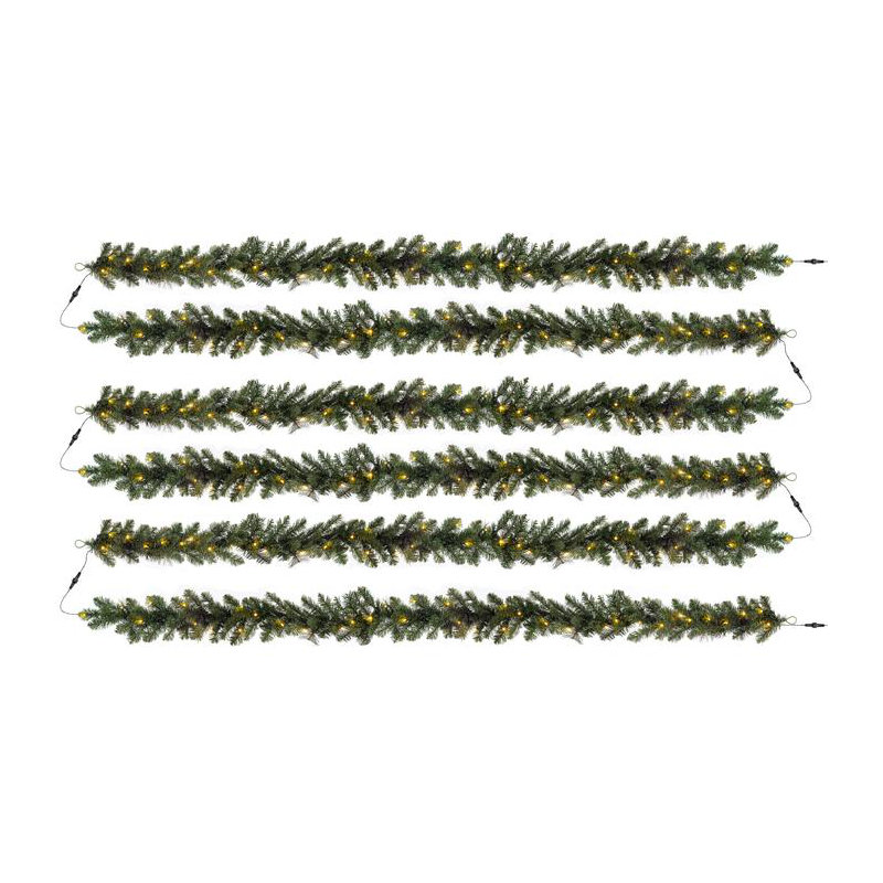 1645.92cm Lighted Garland with Lights