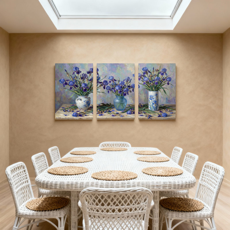 Plantes et fleurs, iris bleus dans des vases sur une table en bois, ensemble de 3 impressions sur toile, H 36 po x l 72 po