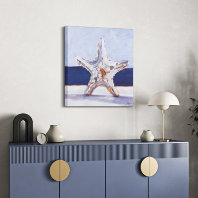 «Coastal Serenity II», étoile de mer sur toile métallique chagrin argentée, art mural