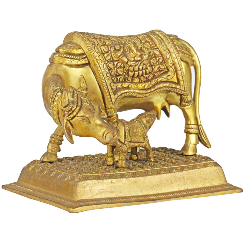 Statue mère vache avec veau