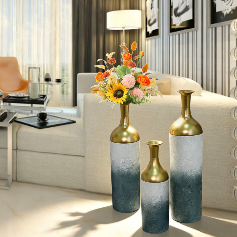 Ensemble de 3 vases décoratifs en métal