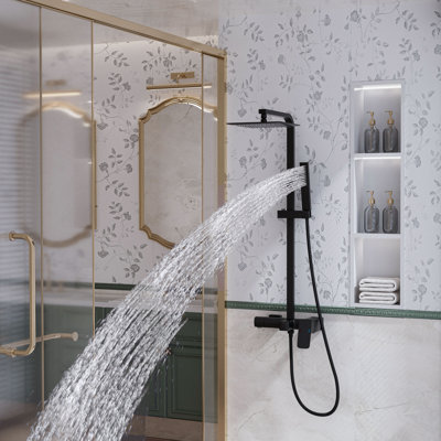 Système de douche luxueux avec pomme de douche à valve brute
