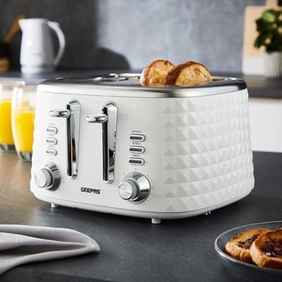 Geepas Electric Kettle 4 Slice Bread Toaster & Microwave Kitchen Set | 3000W 1.5L Traditional Pyramid Kettle | 1750W Toaster with 7 Level Browning Control | 700W Solo Manual Dial Microwave 20L