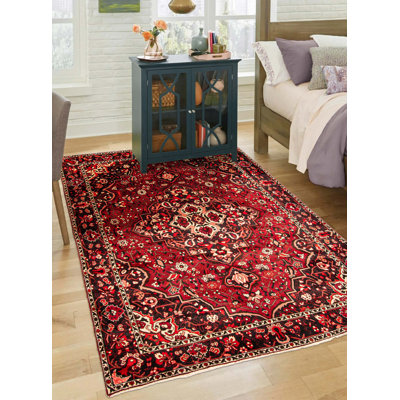 Tapis rouge Kayseri 6 pi 11 po x 9 pi 4 po