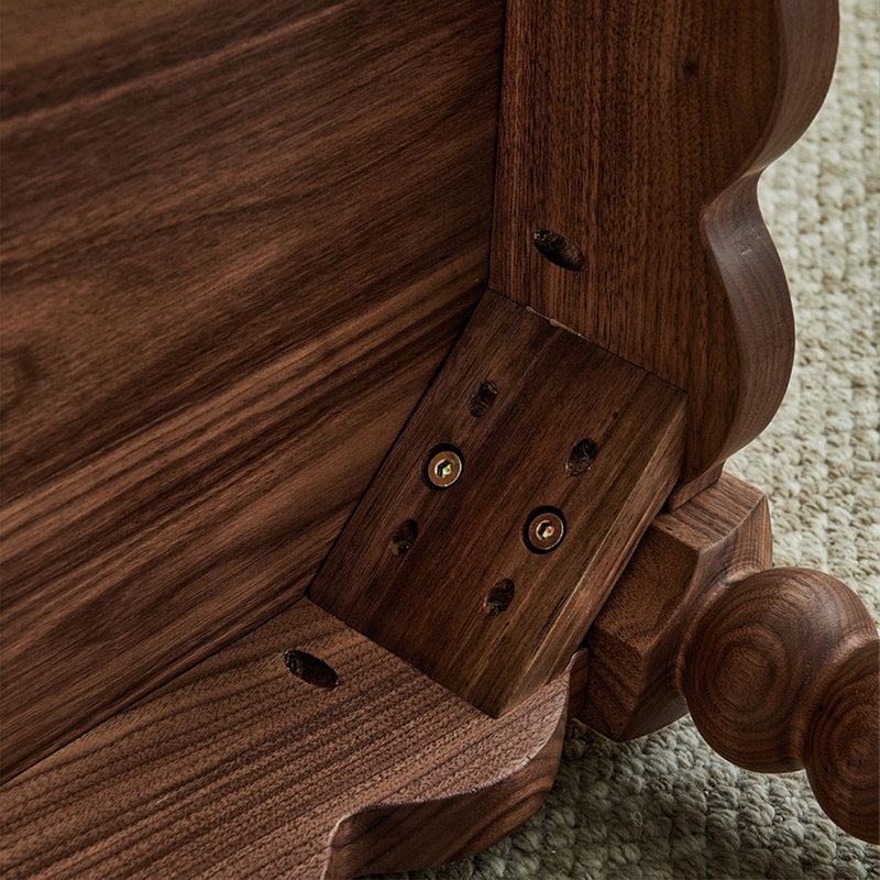 Durable table set of solid wood, 5