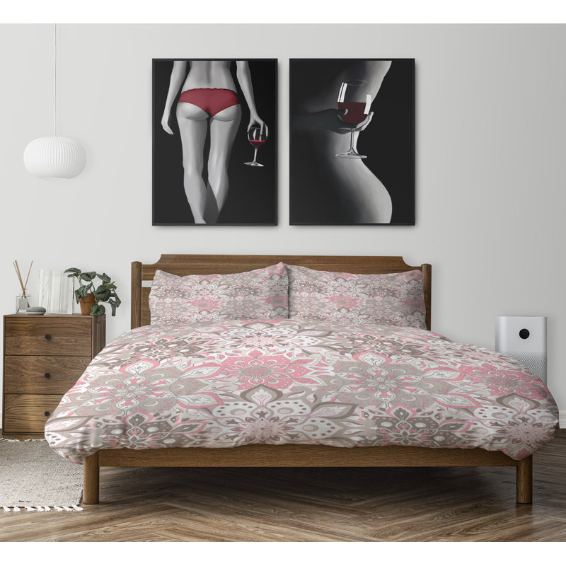 Polyester Channel Floral Comforter, King Comforter + 2 King Pillowcases