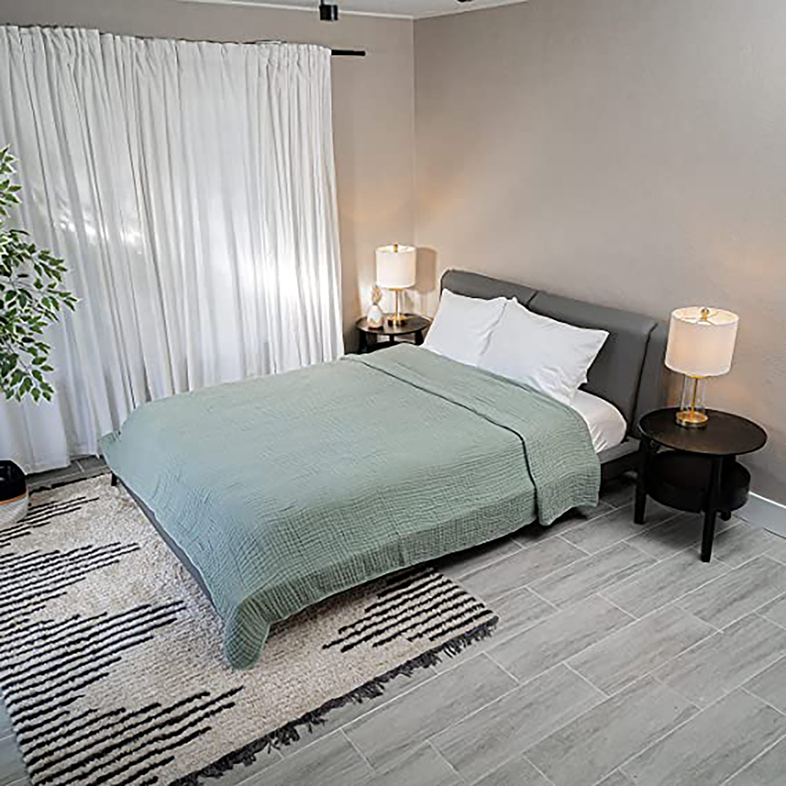 Karlina Cotton Muslin Throw Blanket, Fern, King