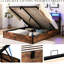 Structure de lit grand avec rangement, brun rustique avec fonction de charge et tête de lit bibliothèque pour une fonction de chambre à coucher, lumières à DEL