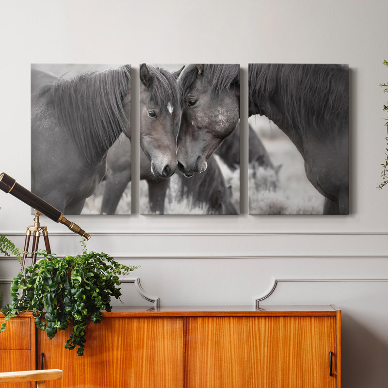 Chevaux sauvages - Toile tendue avec châssis de qualité supérieure - prête à être accrochée, H 12 po x l 24 po x P 1 po