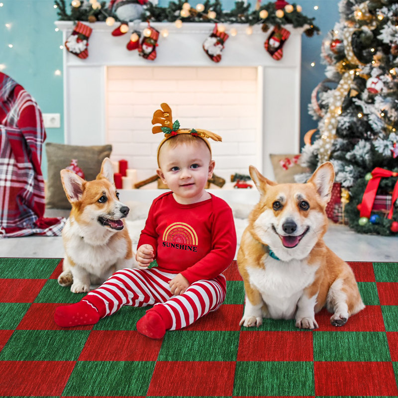 Washable Christmas Rug Checkered Decorative Carpet with Non-Slip Backing, Stain-Resistant Low Pile Floor Mats, Foldable Holiday Indoor Rug for Bedroom, Living Room, Nursery