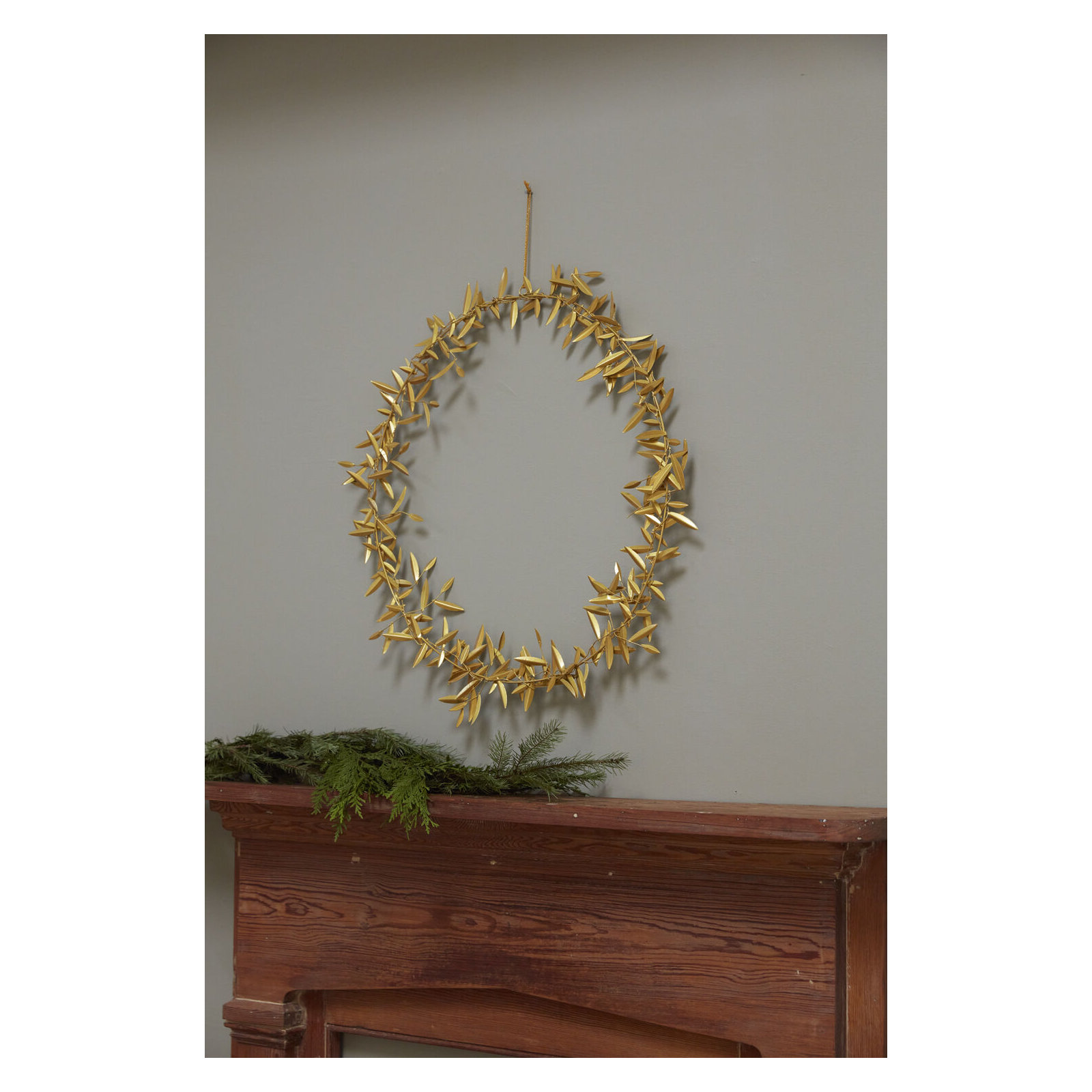 Amulet Wreath 29"