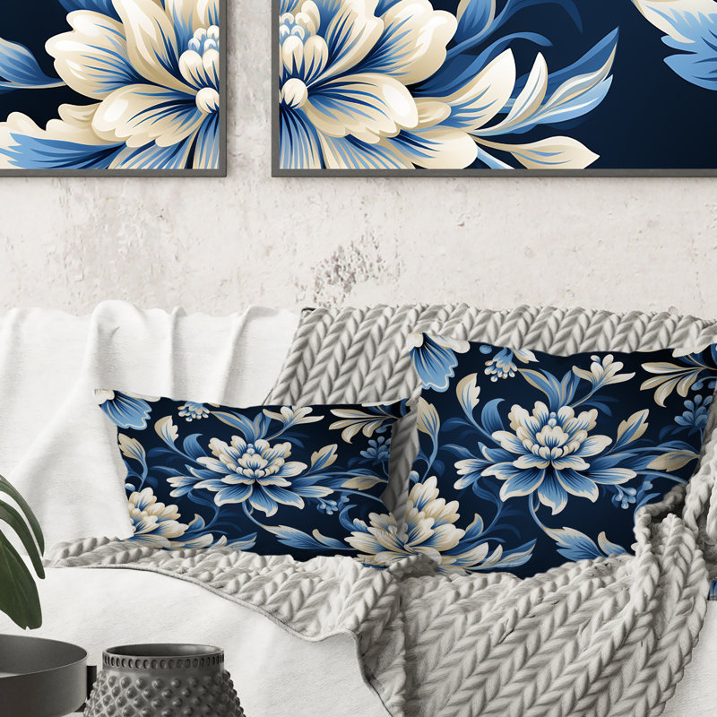 Coussin décoratif en polyester damassé blanc et bleu, H 16 po x l 16 po