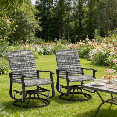 Ensemble de chaises de patio pivotantes grises pour l'extérieur, ensemble de 2 chaises pivotantes en rotin modernes pour porche, jardin, capacité de poids de 265 lb, résistant aux rayons UV, facile à assembler