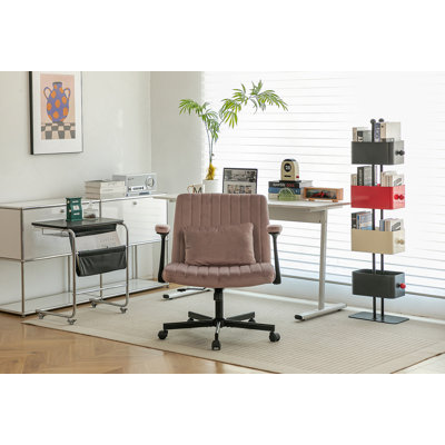 Chaise de bureau en velours rose avec accoudoirs croisés avec roulettes - confortable pour le bureau personnel, la lecture et la coiffeuse