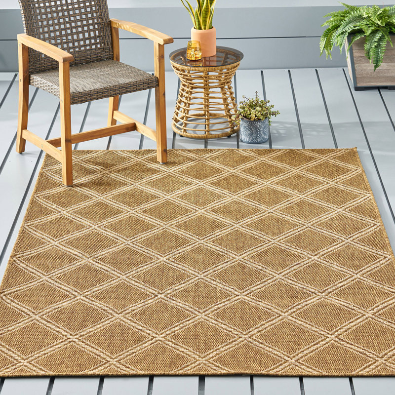 Machine Woven Oriental Area Rug