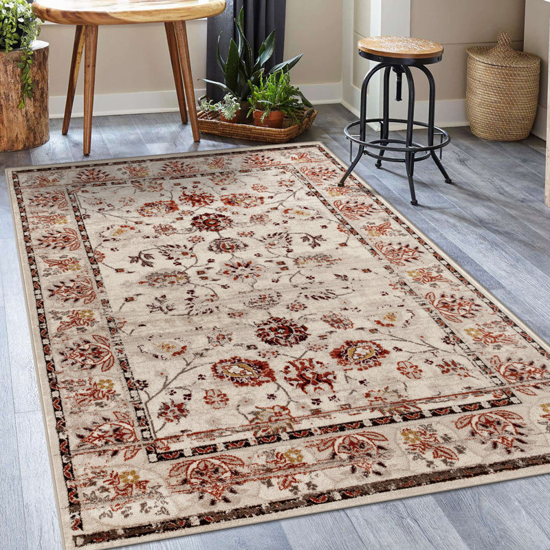 Soti Oriental Indoor Rug, Rectangle 5' x 7'