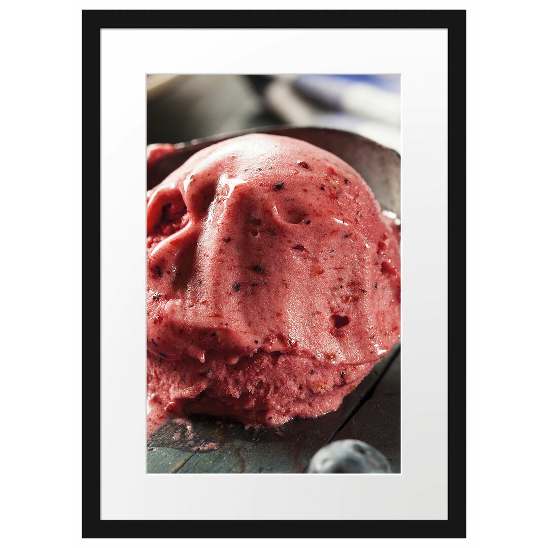 Gerahmtes Poster Köstliches Beeren Eis