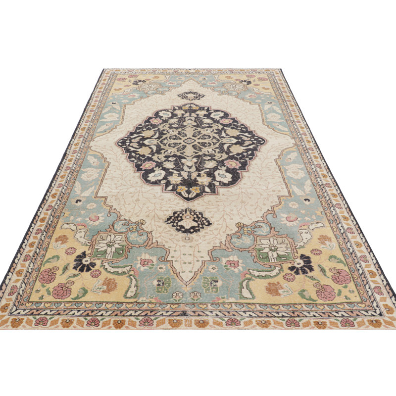 One-of-a-Kind 6'7x10'2 Hand Knotted Area Rug