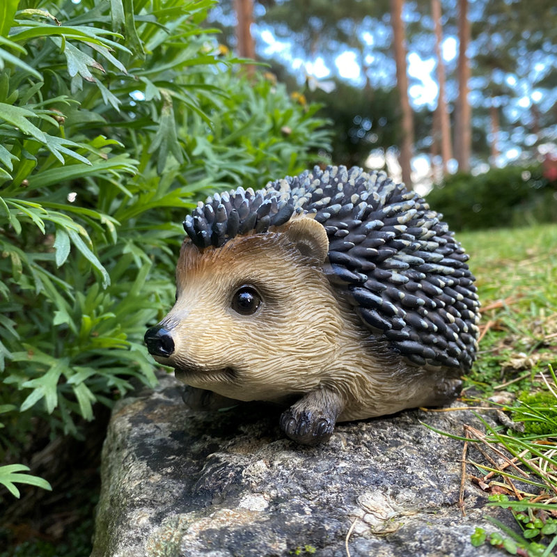 Nisa Plastic Garden Statue