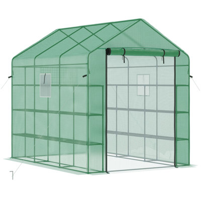 Serre de 8 pi x 6 pi x 7 pi avec porte grillagée et fenêtres Outsunny, maison chaude à 18 tablettes avec treillis, étiquettes pour plantes, protection contre les rayons UV pour la culture de fleurs, d'herbes, de légumes, de gaules, vert