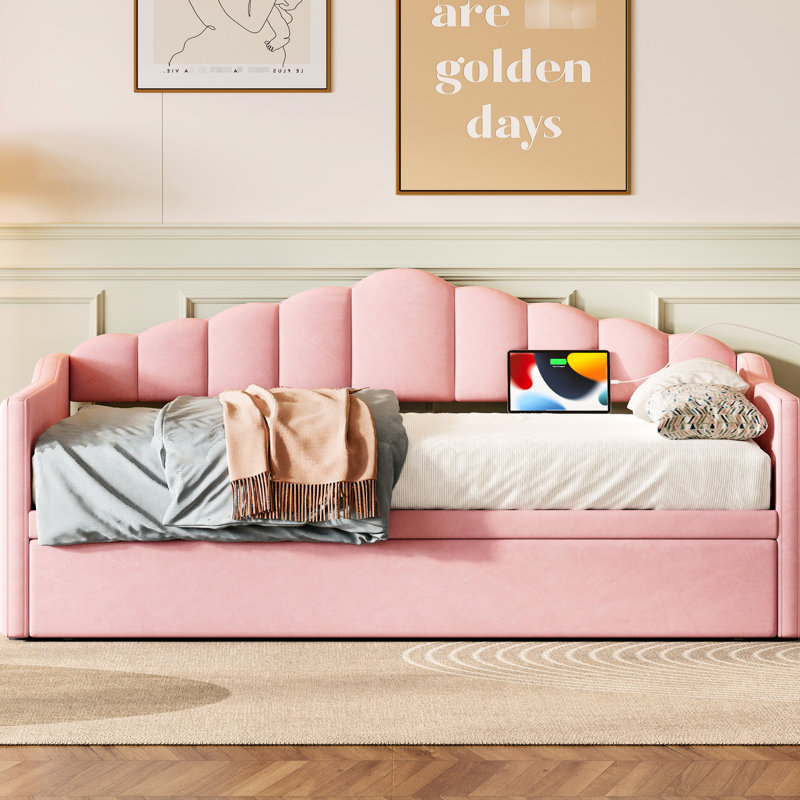 Lit de jour simple rose tapissier de velours, avec couchette escamotable, et charge de type C, et poches latérales pour télécommandes douces