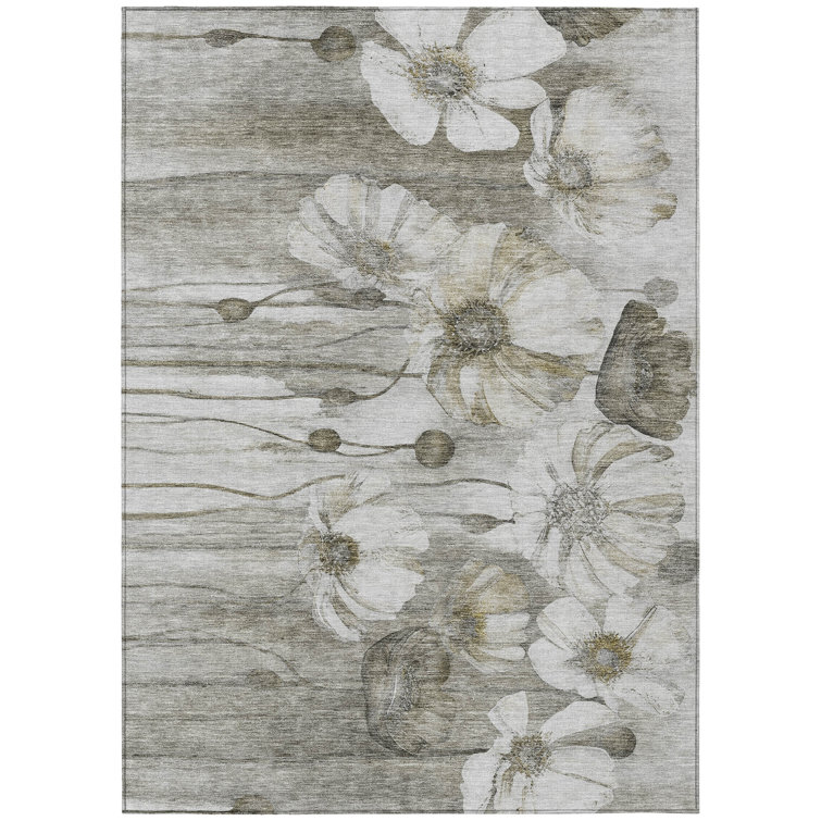 Emblyn Area Rug