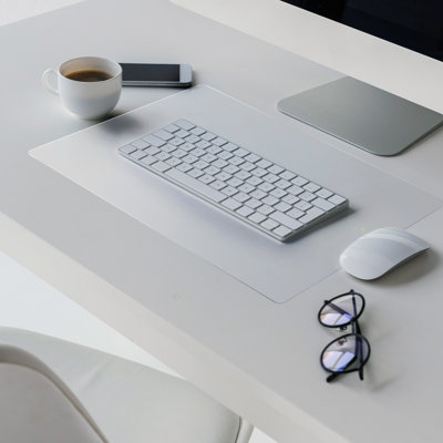 Bedelia Desktex® Pack of 4 Anti-Static Vinyl Rectangular Desk Pads - 19" x 24"