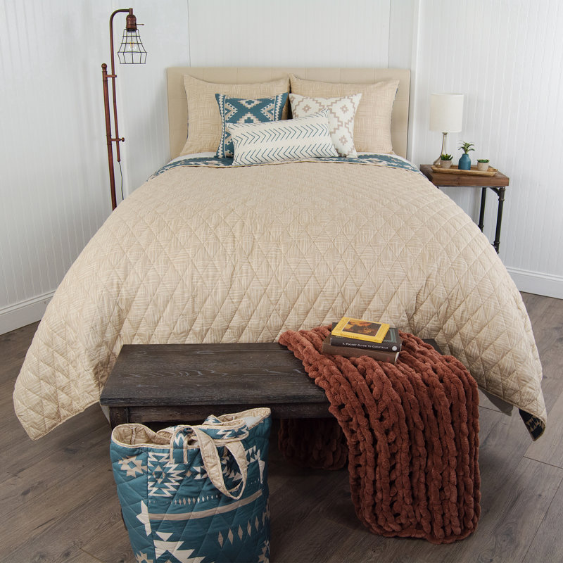 Quilted Geometric Shapes Quilt, Twin Quilt + 1 standard Sham