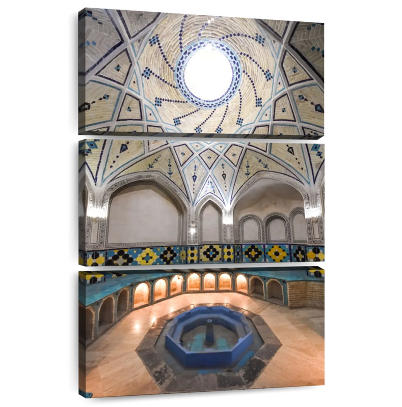 Lilie Qasemi Bathhouse