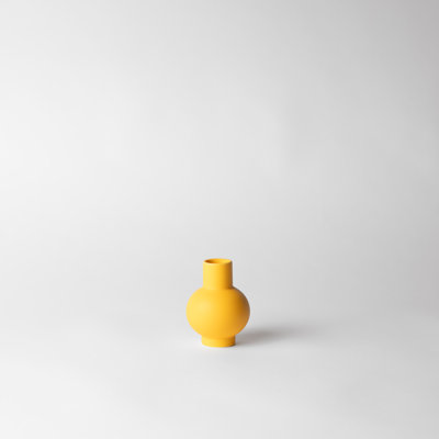 Strøm Vase by Nicholai Wiig-Hansen