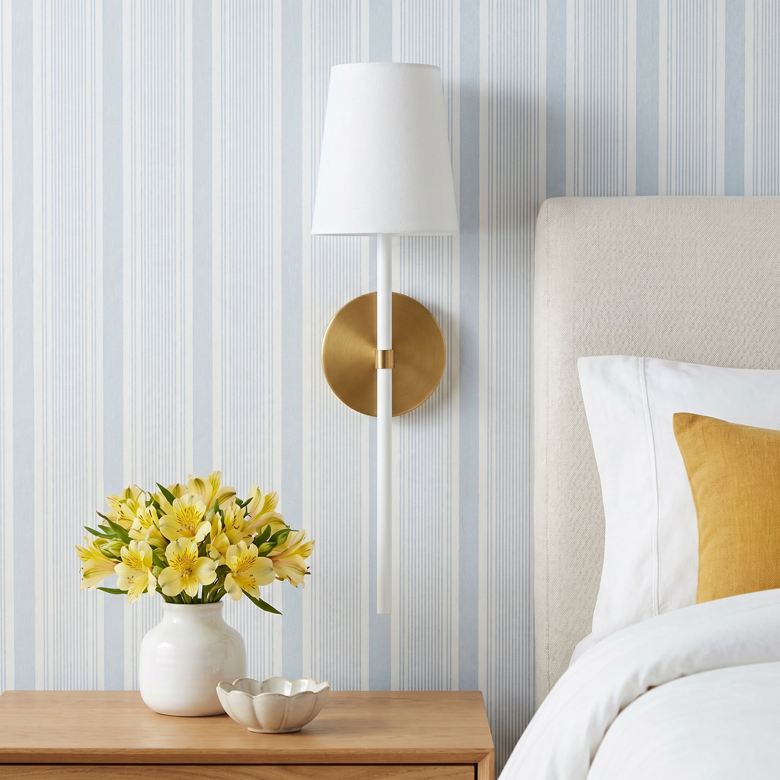 Single Light Dimmable Armed Sconce, Burnished Brass