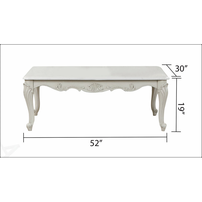 Table basse en bois de style traditionnel toscan en argent, combinant élégance classique et fonctionnalité moderne pour tout espace de vie.