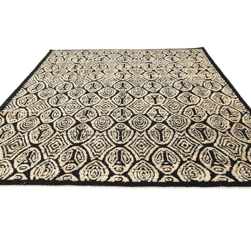 Howard Black Beige Rug