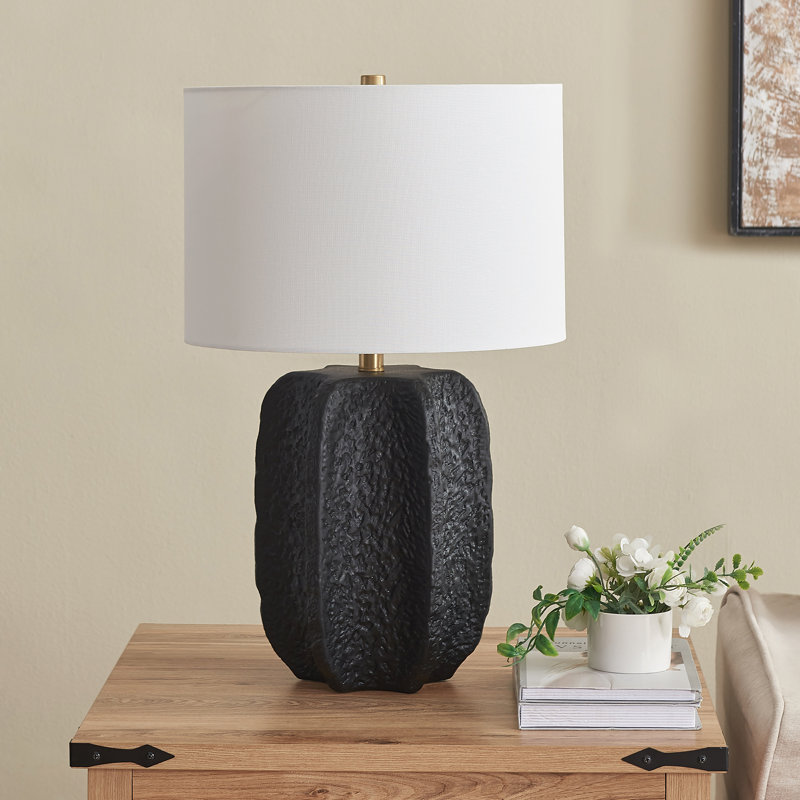 Lampe de table haute 24 po avec abat-jour en tissu Kyeson, Noir, noir, noir, noir