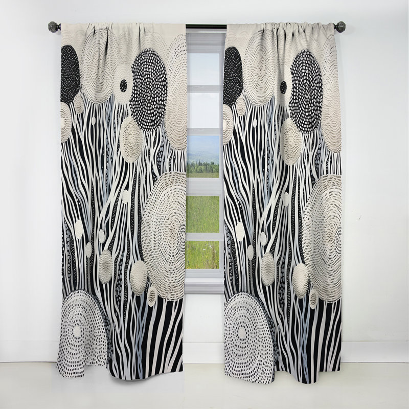 Rideau occultant noir et blanc Coral River I - 1 panneau noir et blanc, L 52 po x L 84 po