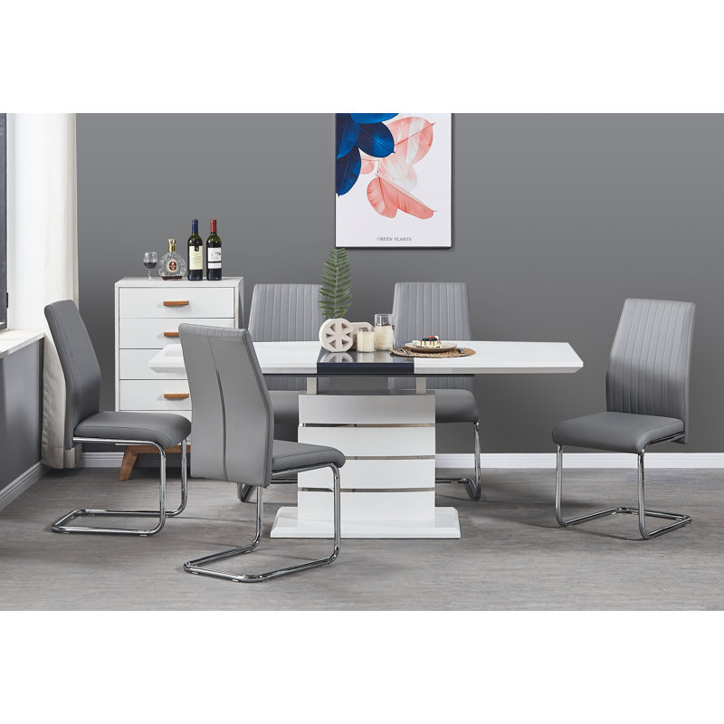 Grand ensemble de salle à manger extensible Everson avec 8 chaises rembourrées en similicuir de luxe, gris