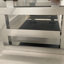Table basse moderne fabriquée à la main avec surface en miroir, finition argentée, assemblage intuitif, 2 espaces de rangement, table de luxe avec balcon, verre trempé, espaces, petit appartement biseauté de haute qualité