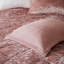 Édredon luxueux en velours rosé-126359333-126359326