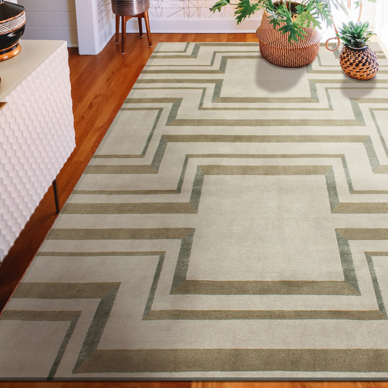 Geometric Area Rug in Beige/Brown, Rectangle 6' x 9'