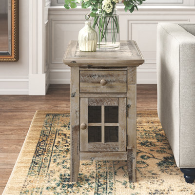 Table de bout en bois massif Knorr avec rangement et prises intégrées