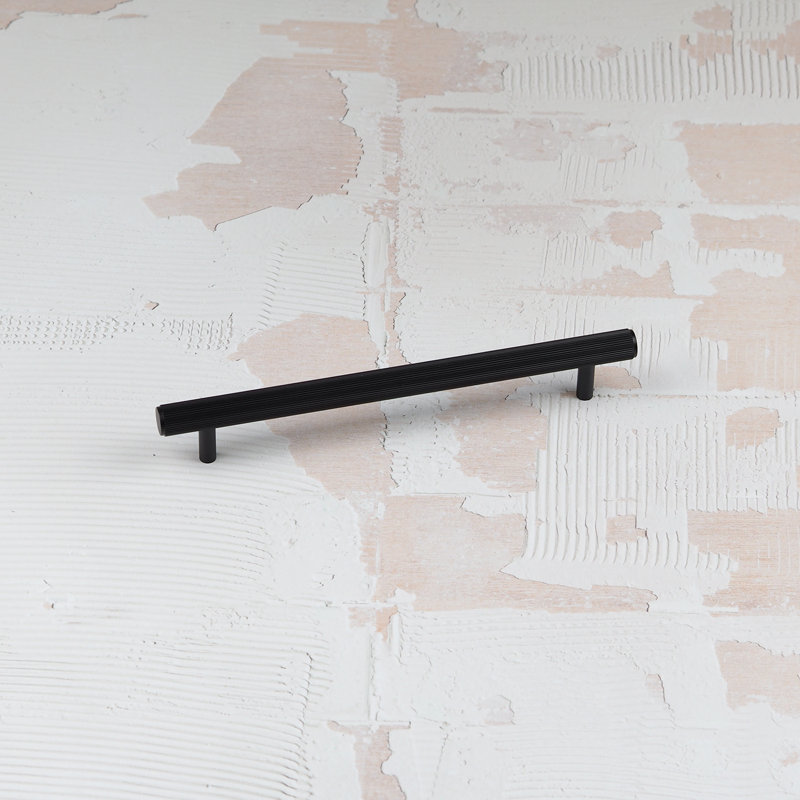 Reeded T-Bar Handles & Coordinating Pull in Multiple Finishes, Matte Black, 160mm